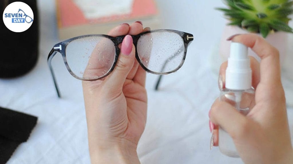 Lý do gọng kính trong suốt bị ố vàng và cách khắc phục 12 lí do gọng kính trong suốt bị ố vàng